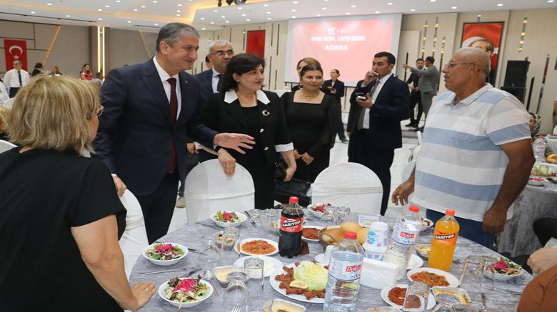 Adana'da şehit aileleri ve gaziler onuruna yemek programı düzenlendi