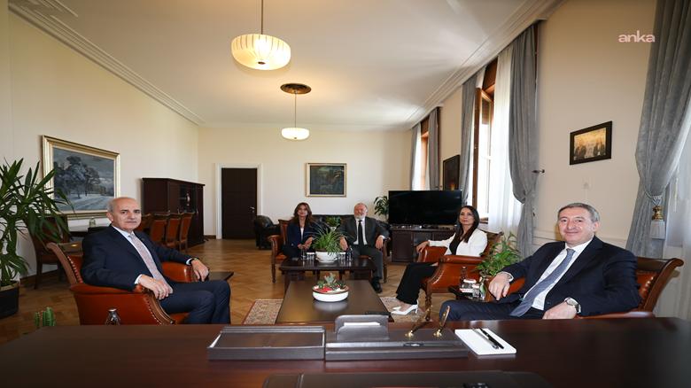 TBMM Başkanı Kurtulmuş’un siyasi partilere “çerçeve yasa