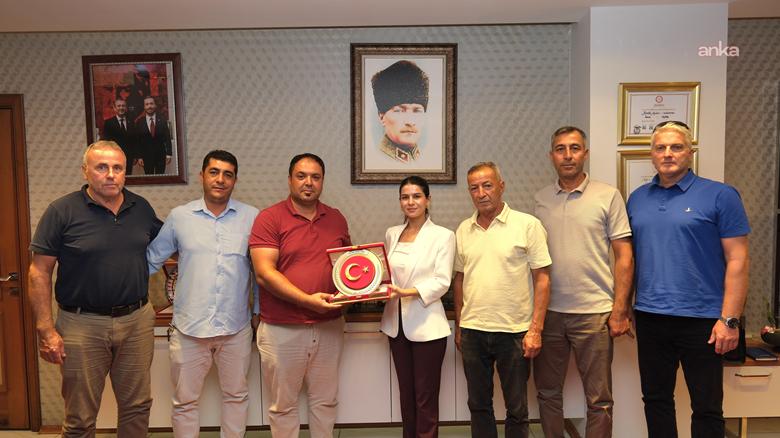 Adana Ceyhan Belediye Başkan Vekili Yıldız, kırsal mahalle muhtarlarını ağırladı