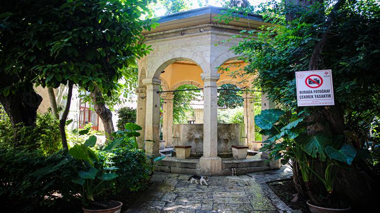 Adana'da Unutulmaya yüz tutmuş sanatlar tarihi medresede hayat buluyor