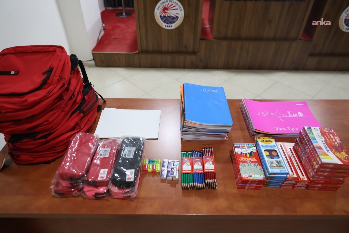 Dalaman Belediyesi’nden İhtiyaç Sahibi Öğrencilere Kırtasiye Desteği