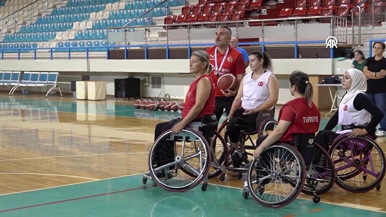 Adana'da Hazırlıklarına Devam Eden Tekerlekli Sandalye A Milli Kadın Basketbol Takımı, Avrupa'da şampiyonluk peşinde